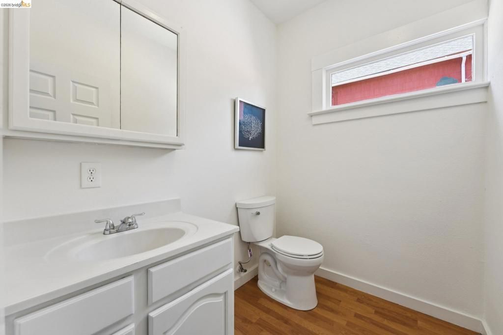 Image 14 of property listing at 220 Marina Way, Richmond, CA 94801