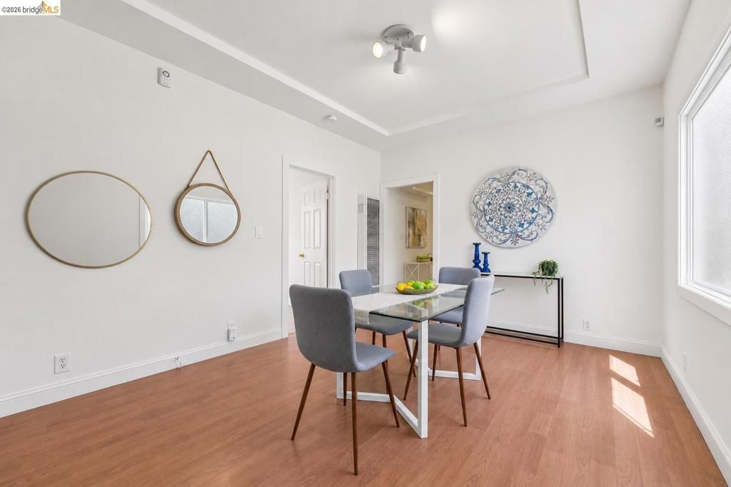 Image 8 of property listing at 220 Marina Way, Richmond, CA 94801