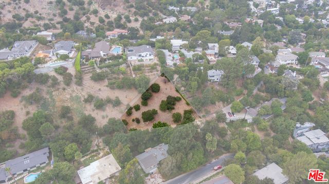 3923 Deer Avenue, Sherman Oaks, CA 91423