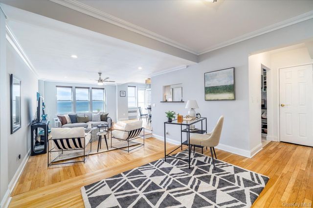 522 Shore Road 6M, Long Beach, NY 11561