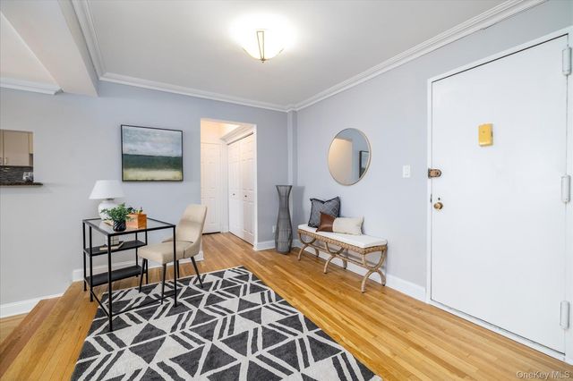 522 Shore Road 6M, Long Beach, NY 11561