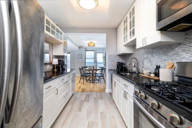 522 Shore Road 6M, Long Beach, NY 11561