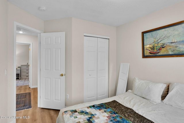 1317 N FORSYTHIA CIR, Post Falls, ID 83854