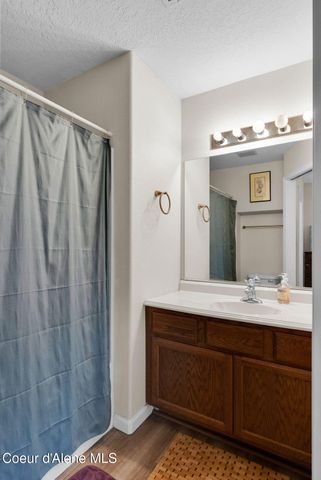 1317 N FORSYTHIA CIR, Post Falls, ID 83854