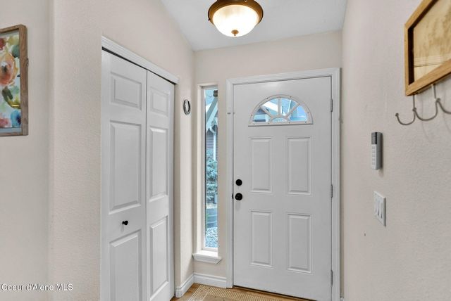 1317 N FORSYTHIA CIR, Post Falls, ID 83854
