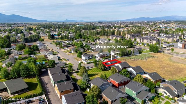 1317 N FORSYTHIA CIR, Post Falls, ID 83854