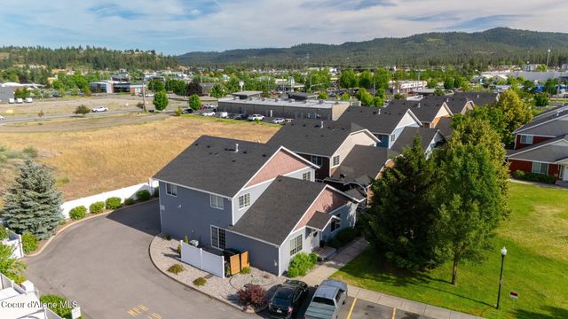 1317 N FORSYTHIA CIR, Post Falls, ID 83854