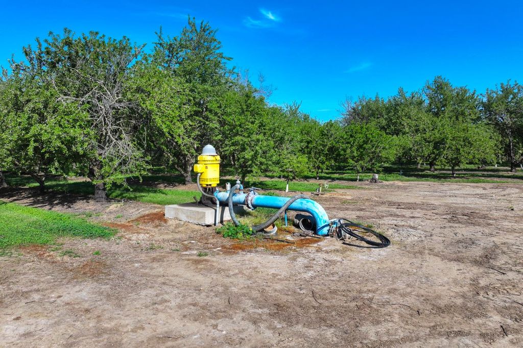 Image 10 of property listing at 0 Le Grand Road, Le Grand, CA 95333