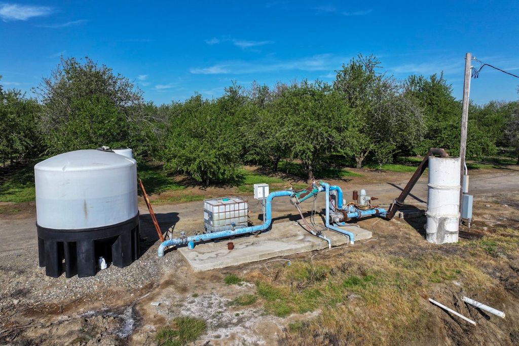 Image 11 of property listing at 0 Le Grand Road, Le Grand, CA 95333