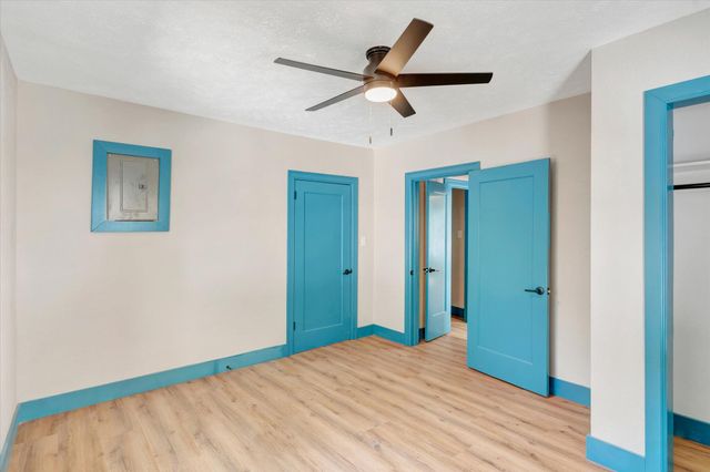 1464 N Clay Avenue, Springfield, MO 65802