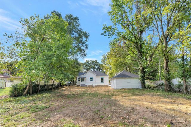 1464 N Clay Avenue, Springfield, MO 65802