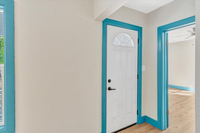 1464 N Clay Avenue, Springfield, MO 65802