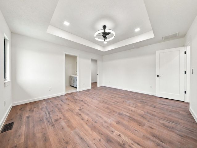 4397 S Hemlock Avenue, Springfield, MO 65810