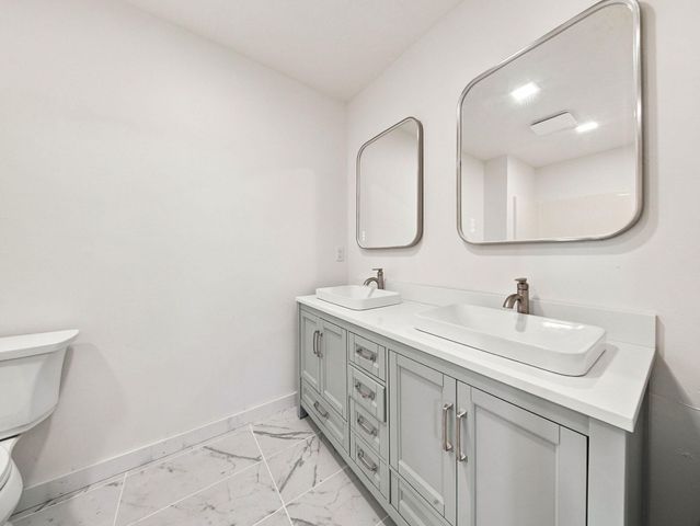 4397 S Hemlock Avenue, Springfield, MO 65810