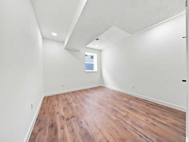 4397 S Hemlock Avenue, Springfield, MO 65810