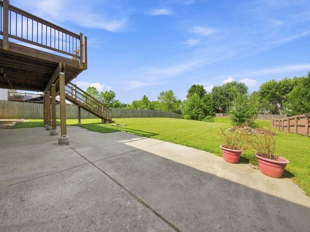 4397 S Hemlock Avenue, Springfield, MO 65810