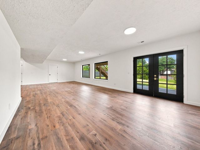 4397 S Hemlock Avenue, Springfield, MO 65810