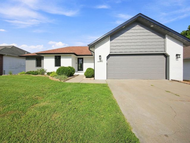 4397 S Hemlock Avenue, Springfield, MO 65810
