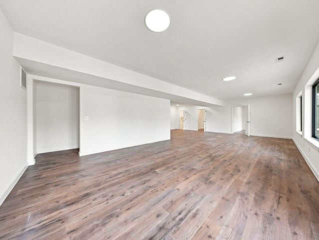 4397 S Hemlock Avenue, Springfield, MO 65810