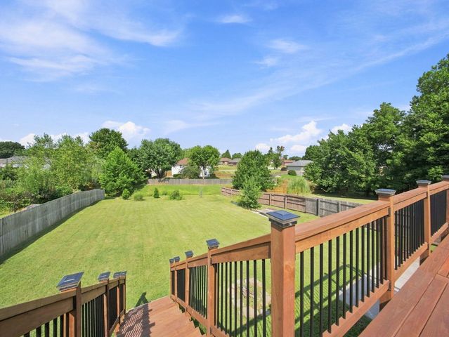 4397 S Hemlock Avenue, Springfield, MO 65810