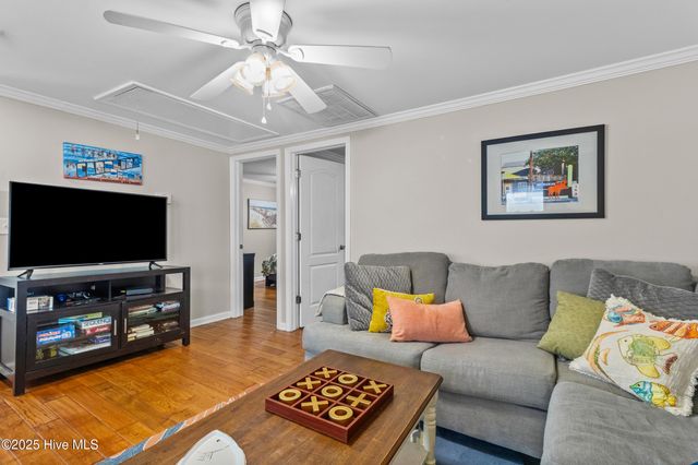 204 Charlotte Avenue, Carolina Beach, NC 28428