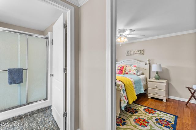 204 Charlotte Avenue, Carolina Beach, NC 28428