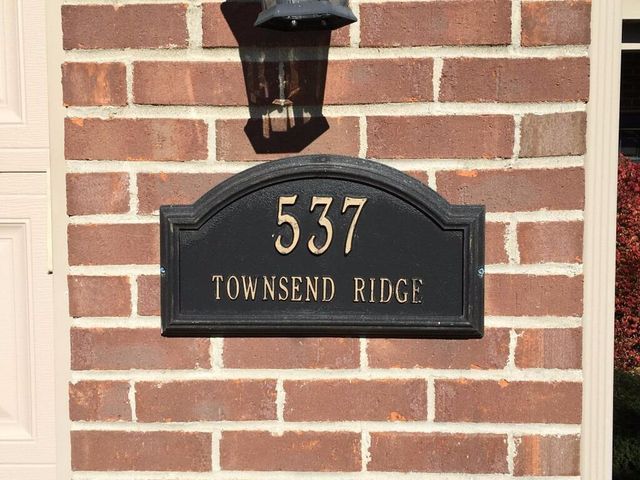 537 Townsend Ridge, Lexington, KY 40514