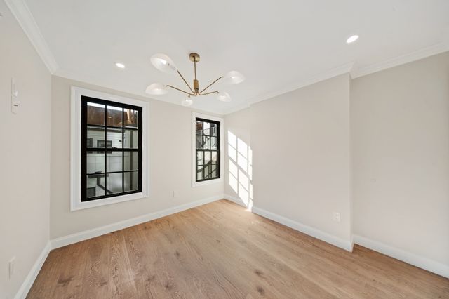 20-21 Shawmut St, Boston, MA 02116