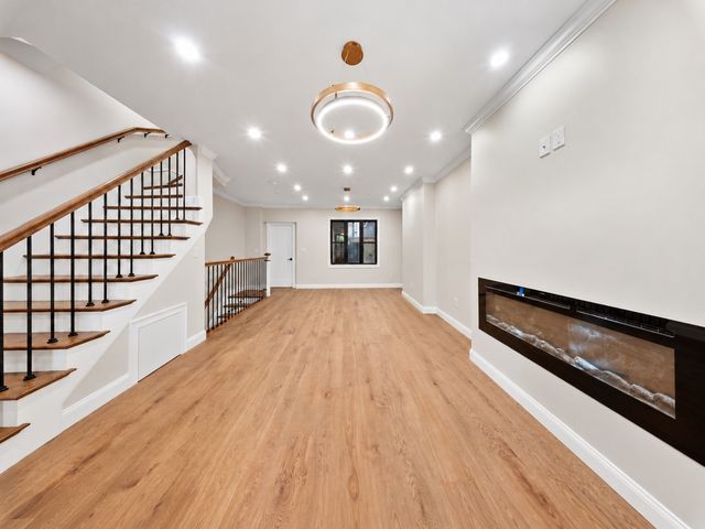 20-21 Shawmut St, Boston, MA 02116