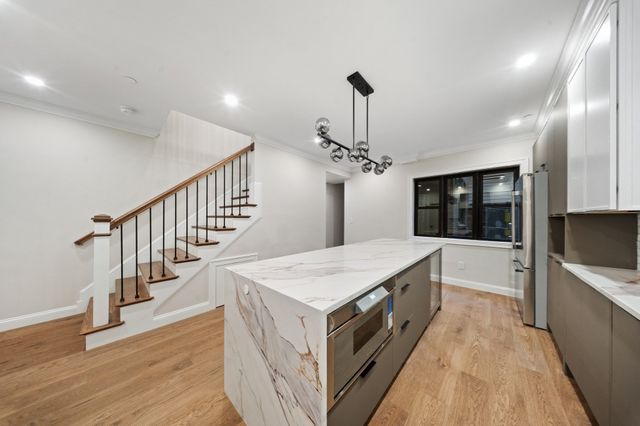 20-21 Shawmut St, Boston, MA 02116
