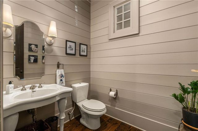 10568 Serenbe Lane, Chattahoochee Hills, GA 30268