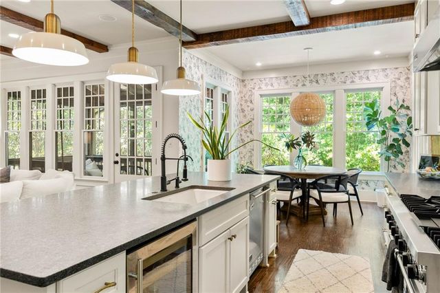 10568 Serenbe Lane, Chattahoochee Hills, GA 30268