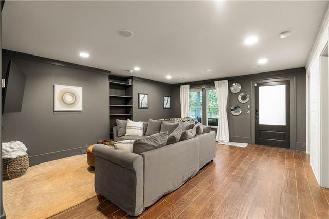 10568 Serenbe Lane, Chattahoochee Hills, GA 30268