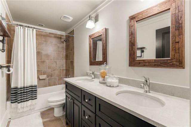 10568 Serenbe Lane, Chattahoochee Hills, GA 30268