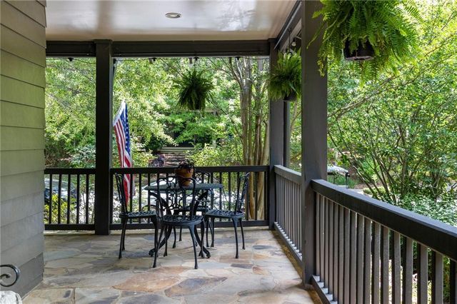 10568 Serenbe Lane, Chattahoochee Hills, GA 30268