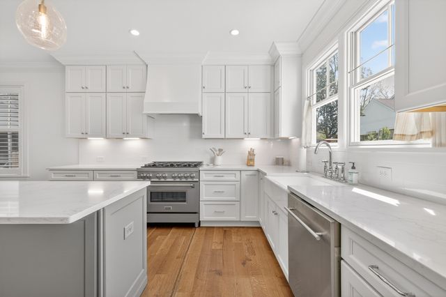 104 Battlefield Dr, Franklin, TN 37064