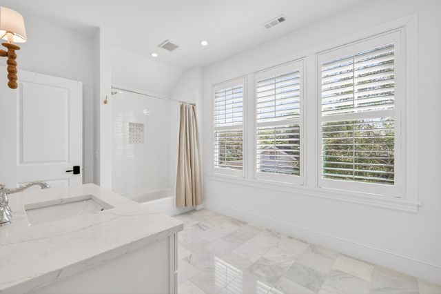 104 Battlefield Dr, Franklin, TN 37064