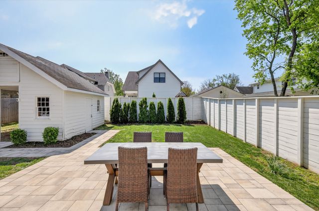 104 Battlefield Dr, Franklin, TN 37064