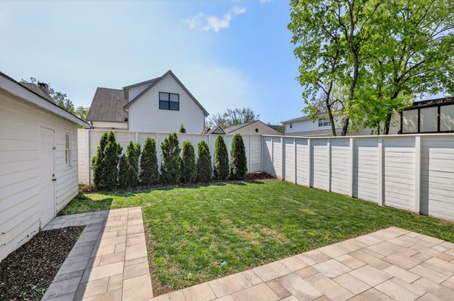 104 Battlefield Dr, Franklin, TN 37064