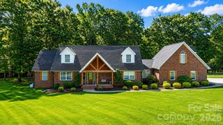 870 McRee Road, Lincolnton, NC 28092