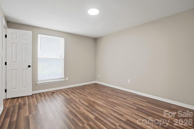 6621 Piney Path Road, Charlotte, NC 28212