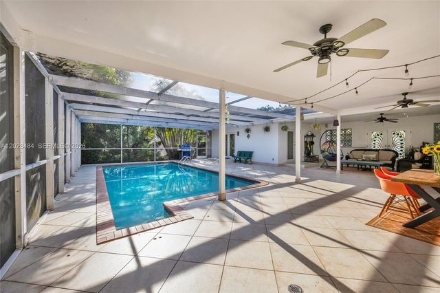6970 SW 124th Street, Pinecrest, FL 33156