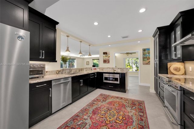 6970 SW 124th Street, Pinecrest, FL 33156