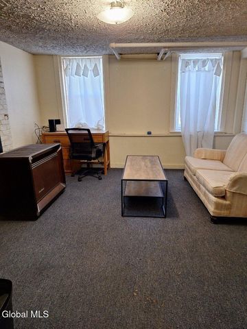 65 13th Street, Troy, NY 12180