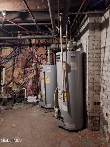 65 13th Street, Troy, NY 12180