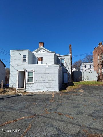 65 13th Street, Troy, NY 12180