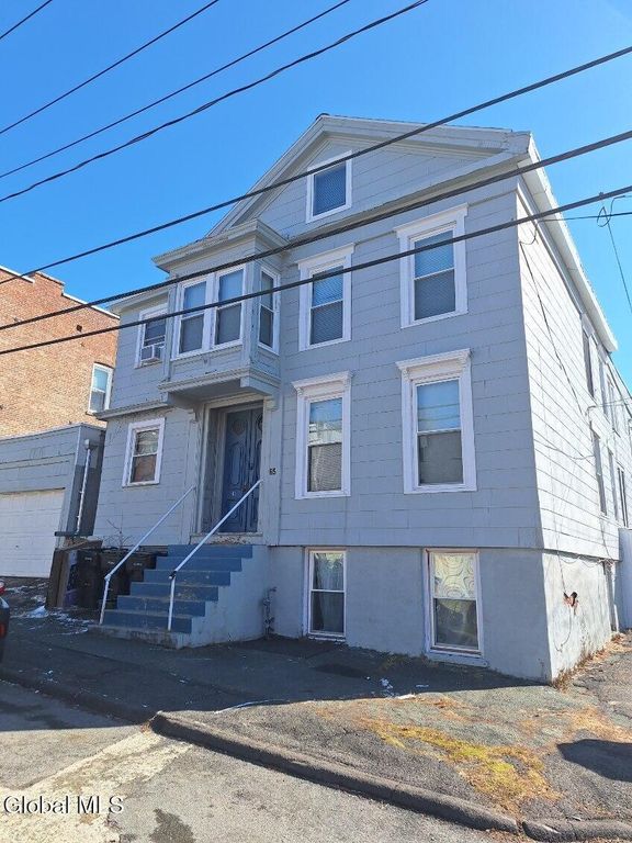 65 13th Street, Troy, NY 12180