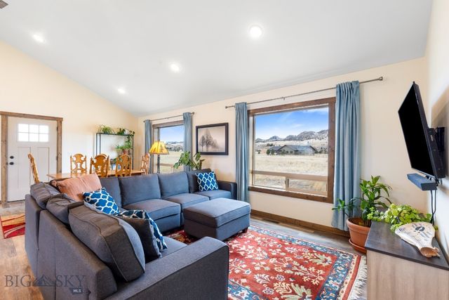 83 Sky View, Ennis, MT 59729