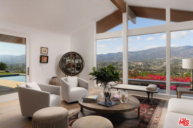 765 Via Airosa, Santa Barbara, CA 93110