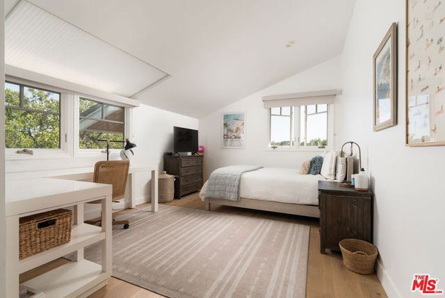 765 Via Airosa, Santa Barbara, CA 93110